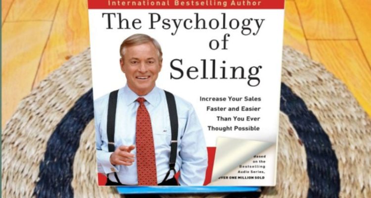 Selling Fashion Products Through Influencer Marketing