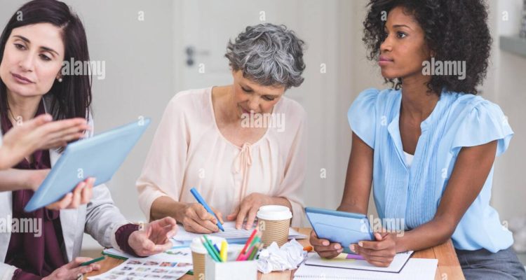 Collaborating with Interior Designers to Sell Your Decor